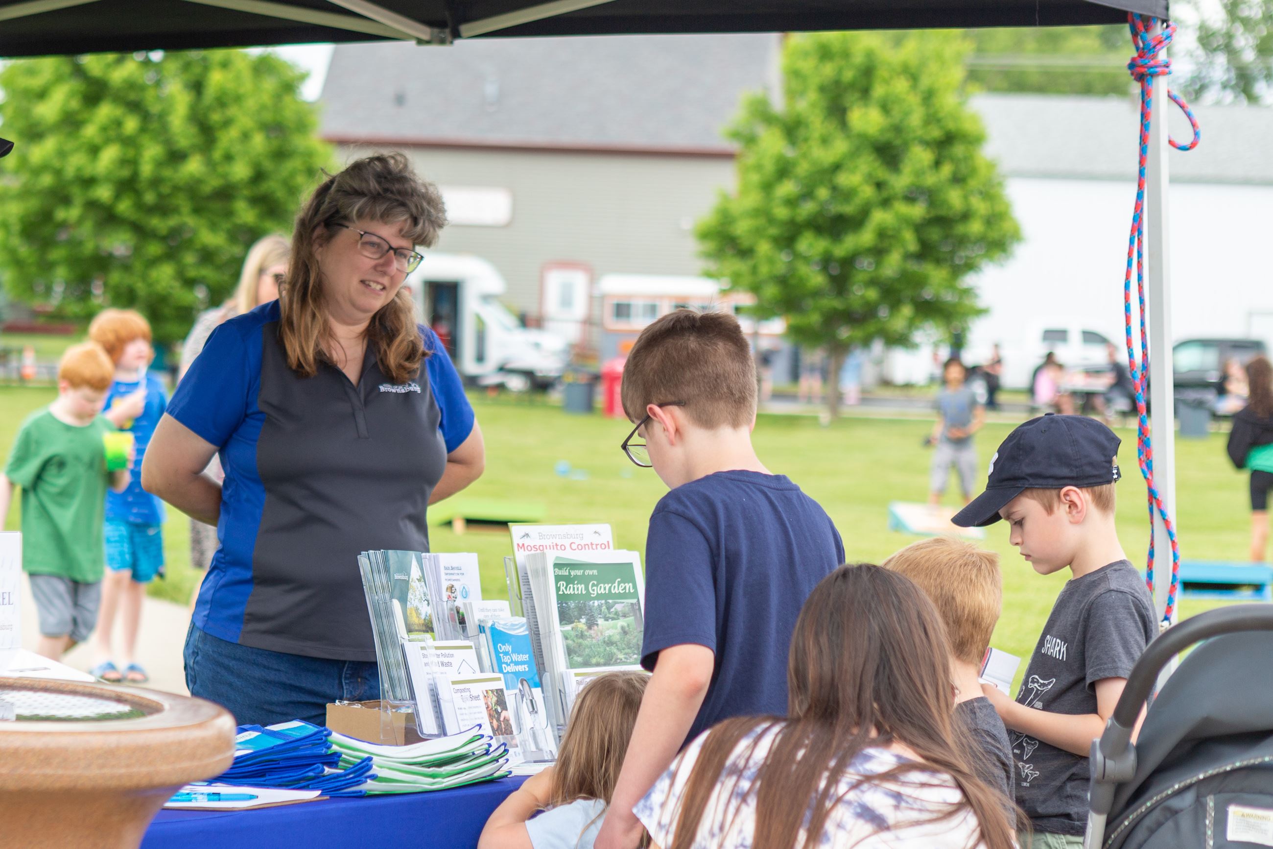 Water Utilities Director Engages Community Members in Recycling