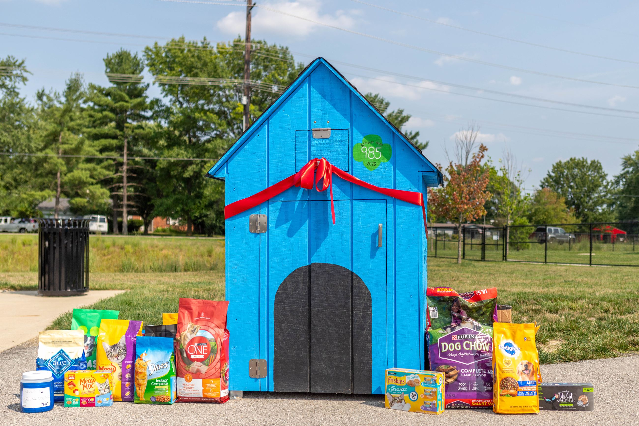 Girl Scout Troop 985 Pet Pantry